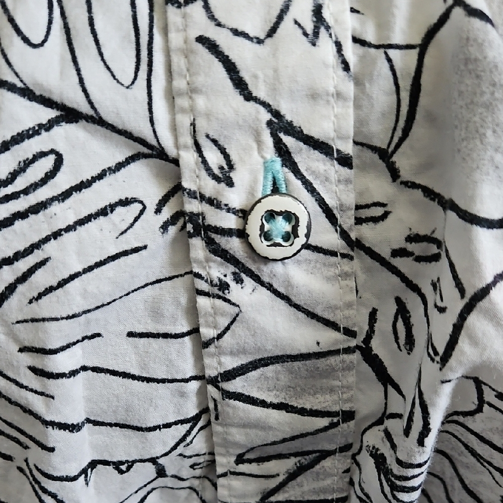 Tommy Bahama Monochrome Floral Button-Down Shirt - Picture 7 of 13